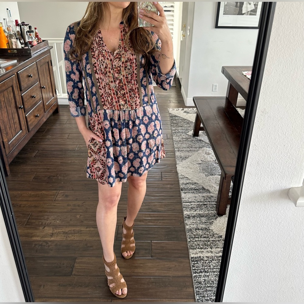 Anthropology Tiny Flowy Dress Size Medium